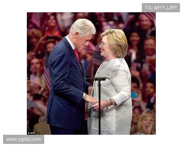 罗梅罗谈米尔种族歧视事件：希拉里愤怒背后原因